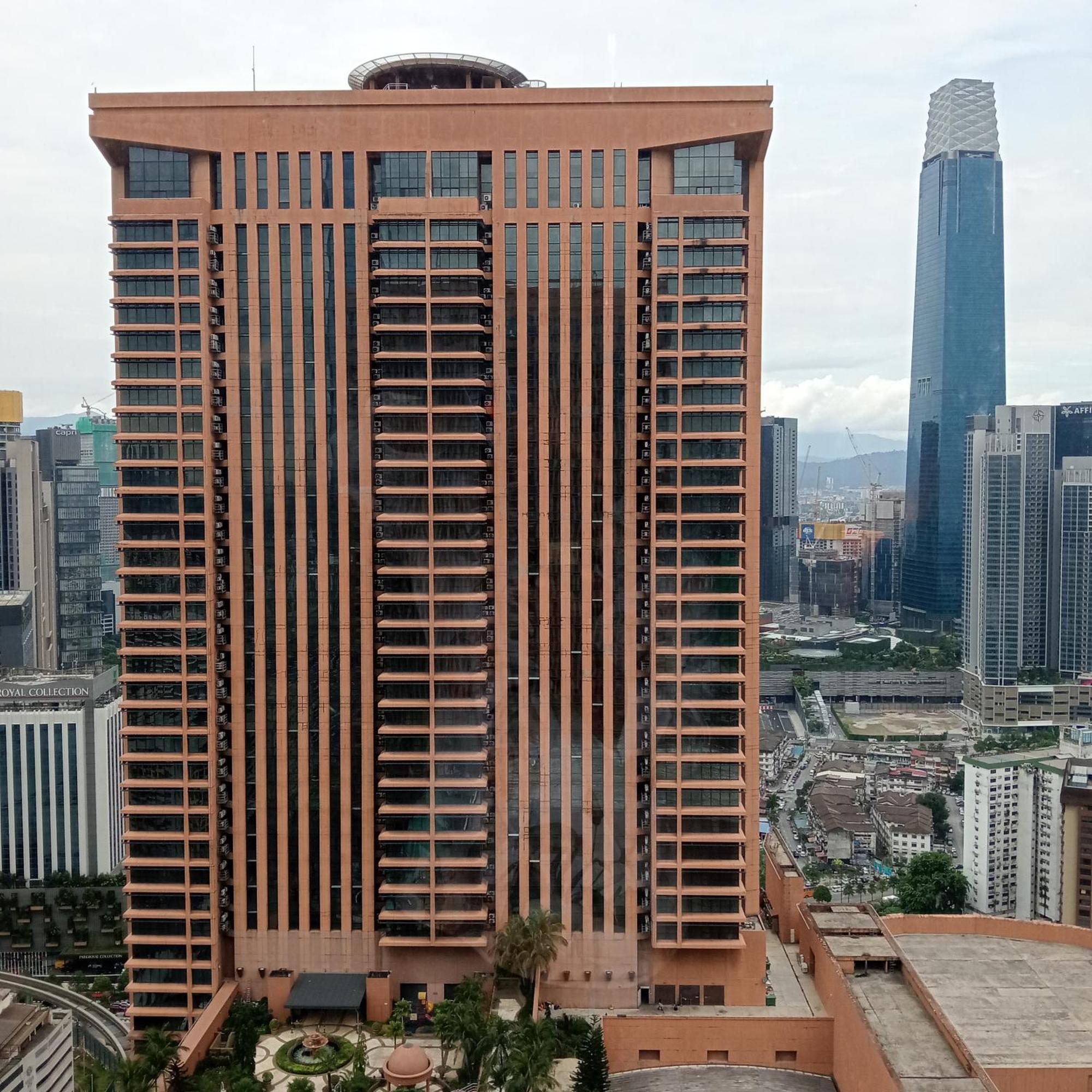 Loyal At Times Square Apartemen