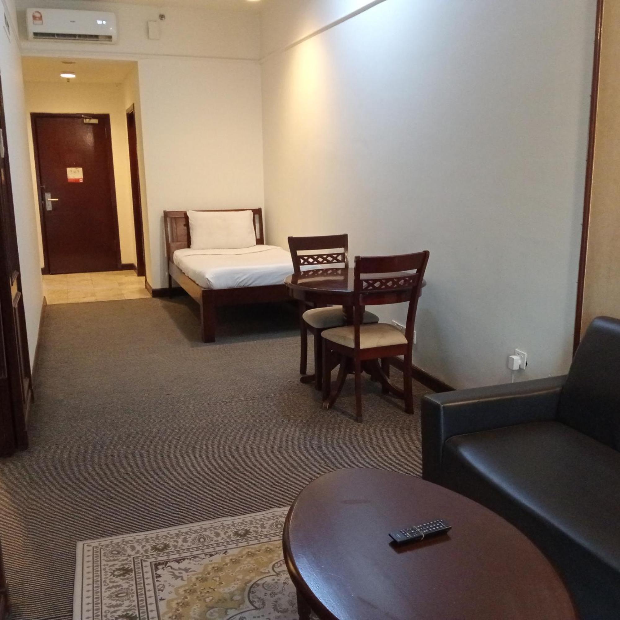 Apartemen Loyal At Times Square *